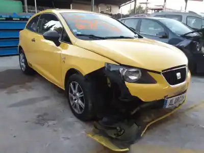Véhicule à la ferraille seat ibiza sc (6j1) reference de l'année 2011 alimenté cfwa