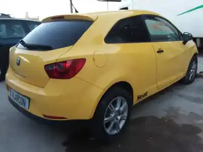 Véhicule à la ferraille seat ibiza sc (6j1) reference de l'année 2011 alimenté cfwa