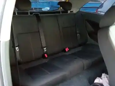 Véhicule à la ferraille seat ibiza sc (6j1) reference de l'année 2011 alimenté cfwa