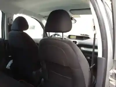Здавання транспортного засобу citroen c3 picasso exclusive року 2012 потужний 9hp