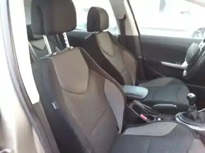 Veículo de Sucata peugeot 308 sw sport do ano 2007 alimentado 9hx