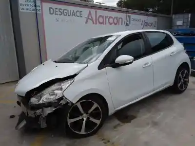 Vehículo de desguace peugeot 208 access del año 2012 con motor 8hr