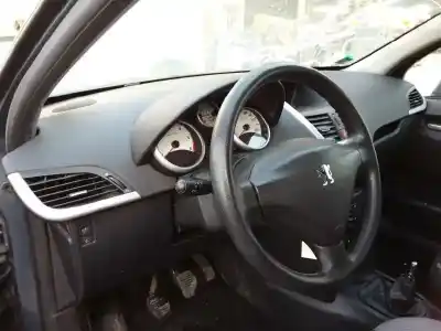 Veículo de Sucata peugeot 207 x-line do ano 2007 alimentado 9hx