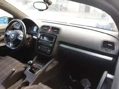 Veículo de Sucata volkswagen scirocco (137) 2.0 tdi (103kw) do ano 2011 alimentado cfhc