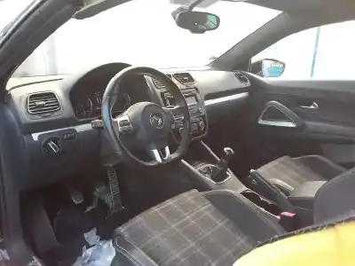 Veículo de Sucata volkswagen scirocco (137) 2.0 tdi (103kw) do ano 2011 alimentado cfhc