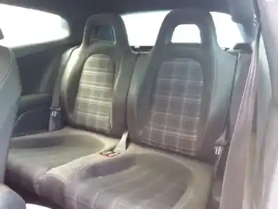 Veículo de Sucata volkswagen scirocco (137) 2.0 tdi (103kw) do ano 2011 alimentado cfhc