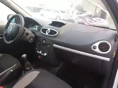 Scrapping Vehicle renault clio iii authentique of the year 2010 powered k9k770