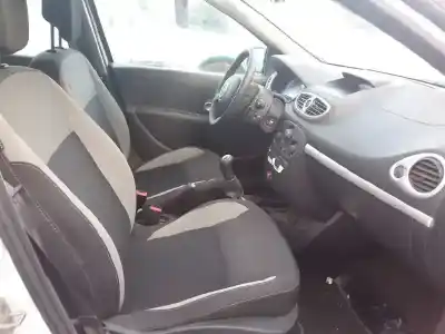 Scrapping Vehicle renault clio iii authentique of the year 2010 powered k9k770