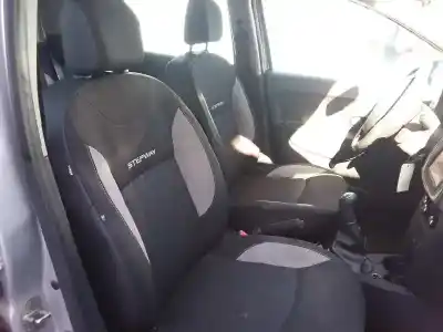 Vehicul casat dacia sandero stepway al anului 2012 alimentat k9k612