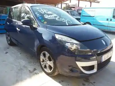 Scrapping Vehicle renault scenic ii dynamique of the year 2009 powered f9q870