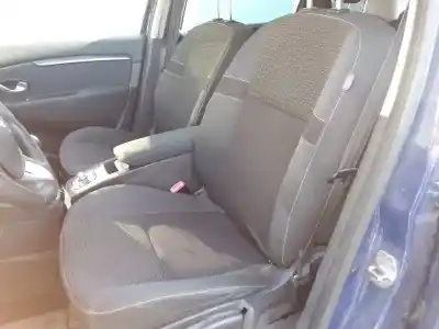Scrapping Vehicle renault scenic ii dynamique of the year 2009 powered f9q870