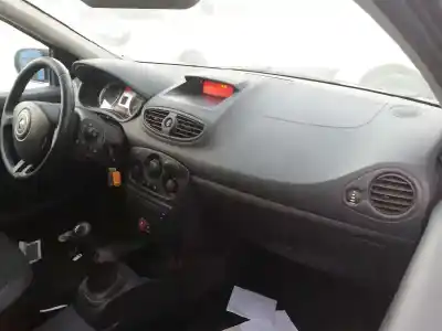 Scrapping Vehicle renault clio iii authentique of the year 2010 powered k9k768