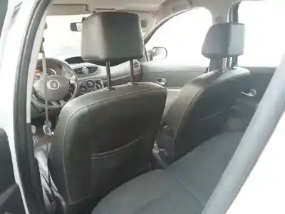 Scrapping Vehicle renault clio iii authentique of the year 2010 powered k9k768