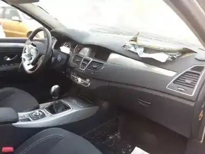 Veículo de Sucata renault laguna iii dynamique tomtom do ano 2011 alimentado k9k846