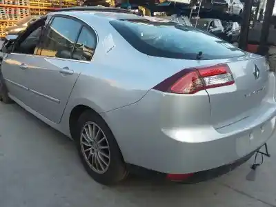 Veículo de Sucata renault laguna iii dynamique tomtom do ano 2011 alimentado k9k846