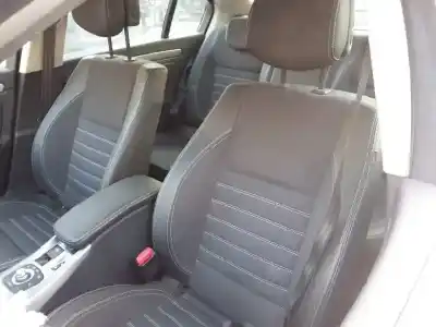 Veículo de Sucata renault laguna iii dynamique tomtom do ano 2011 alimentado k9k846