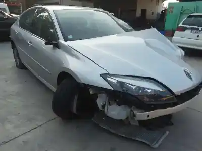 Veículo de Sucata renault laguna iii dynamique tomtom do ano 2011 alimentado k9k846