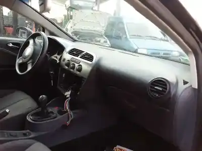 Veículo de Sucata seat leon (1p1) reference do ano 2007 alimentado bxe