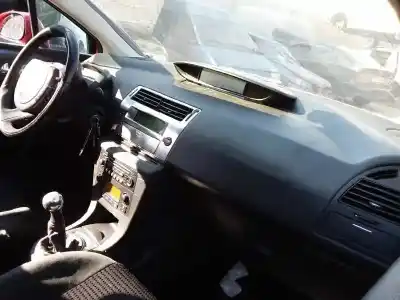 Veicolo di demolizione citroen c4 coupe vtr plus dell'anno 2007 alimentato 9hz