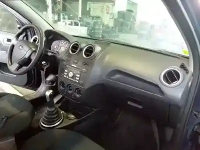 Veículo de Sucata ford fiesta (cbk) trend do ano 2006 alimentado 