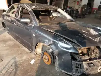 Veicolo di demolizione audi a4 berlina (8e) 1.9 tdi (96kw) dell'anno 2004 alimentato avf