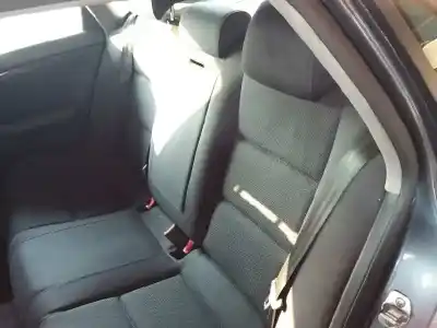 Veicolo di demolizione audi a4 berlina (8e) 1.9 tdi (96kw) dell'anno 2004 alimentato avf