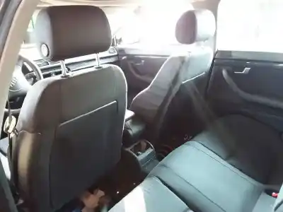 Veicolo di demolizione audi a4 berlina (8e) 1.9 tdi (96kw) dell'anno 2004 alimentato avf