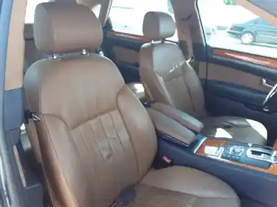 Здавання транспортного засобу audi a8 (4e2) 4.0 tdi quattro року 2004 потужний ase