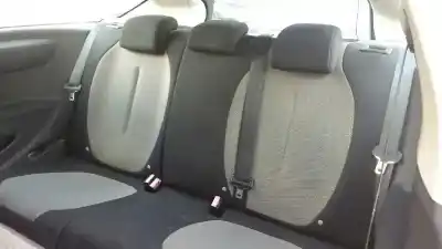 Veículo de Sucata citroen c4 coupe vtr do ano 2005 alimentado 9hx