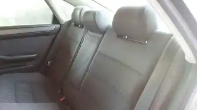 Veículo de Sucata audi a6 berlina (4b2) 2.5 tdi do ano 2002 alimentado ake