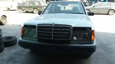 Vehicul casat MERCEDES-BENZ CLASE E (W124) BERLINA D 300 (124.130) al anului 1991 alimentat OM603912