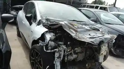 Veículo de Sucata renault clio iv limited do ano 2015 alimentado h4b408