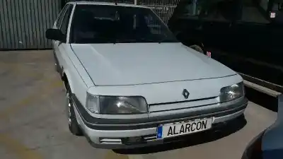 Véhicule à la ferraille RENAULT                                            21 BERLINA (B/L48)                                                                                                                                                                                                                                         GTD                                                                                                                                                                                                                                                        de l'année 1991 alimenté J8S600