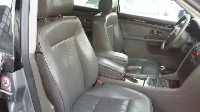 Здавання транспортного засобу audi a8 (d2) 2.8 v6 30v року 2000 потужний ack
