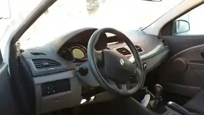 Veicolo di demolizione renault megane iii sport tourer dynamique dell'anno 2010 alimentato k9k836