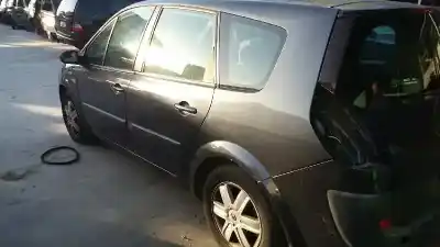 Veículo de Sucata renault scenic ii grand emotion do ano 2007 alimentado k9k732