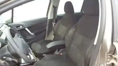 Veículo de Sucata citroen c3 exclusive do ano 2011 alimentado 9hp