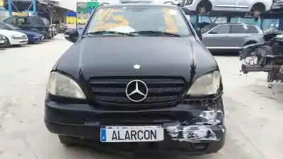 Sloopvoertuig MERCEDES-BENZ CLASE M (W163) 270 CDI (163.113) van het jaar 2001 aangedreven 612963