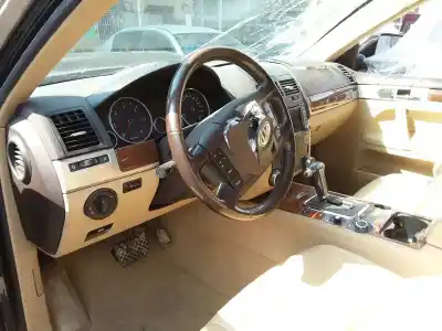 Veicolo di demolizione volkswagen touareg (7l6) 3.0 v6 tdi dpf dell'anno 2007 alimentato bks