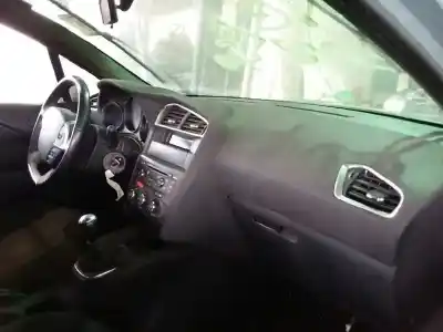 Veículo de Sucata citroen c4 lim. business do ano 2010 alimentado 9hp