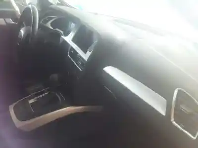 Veículo de Sucata audi a4 berlina (b8) básico do ano 2013 alimentado caga