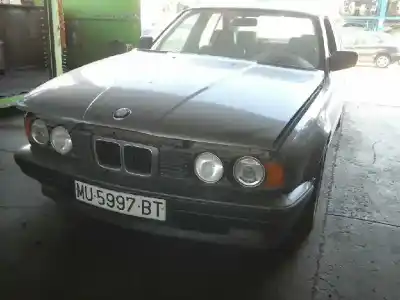 Veicolo di demolizione BMW SERIE 5 BERLINA (E34) 525i (125kW) dell'anno 1990 alimentato G-256K1