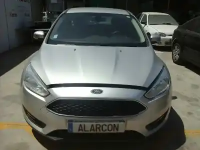 Véhicule à la ferraille FORD FOCUS LIM. Trend de l'année 2014 alimenté ENXW