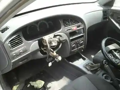 Здавання транспортного засобу HYUNDAI ELANTRA (XD) 2.0 CRDi GLS Full року 2001 потужний D4EA