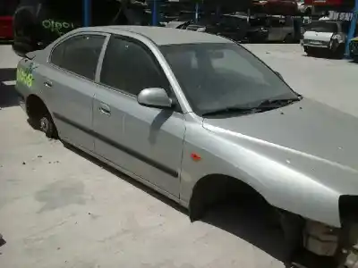 Veículo de Sucata hyundai elantra (xd) 2.0 crdi gls full do ano 2001 alimentado d4ea