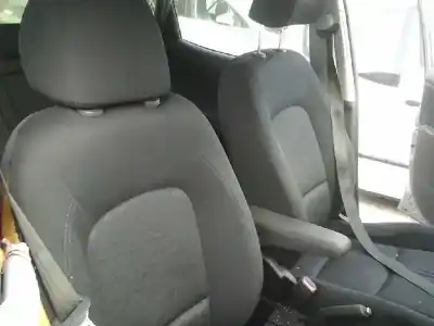 Veículo de Sucata hyundai ix20 gls comfort blue do ano 2011 alimentado d4fb