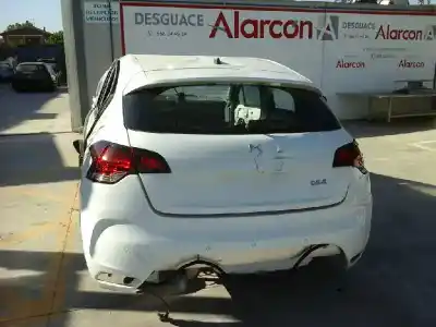 Veículo de Sucata citroen                                            ds4                                                                                                                                                                                                                                                        design                                                                                                                                                                                                                                                     do ano 2015 alimentado hny