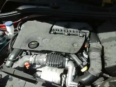 Veículo de Sucata citroen c4 cactus business do ano 2015 alimentado bhy