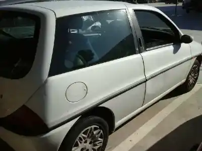 Veículo de Sucata lancia lancia y elefantino blu do ano 1998 alimentado 176b2000