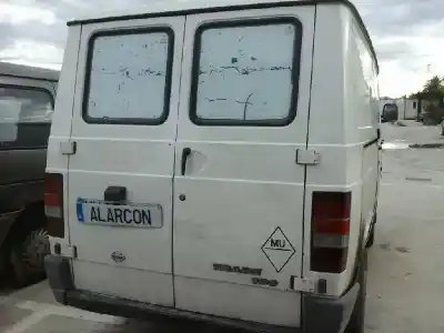 Scrapping Vehicle nissan trade 100 caja cerrada. techo elevado of the year 1999 powered dbd30